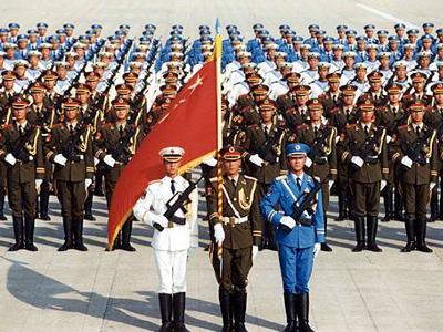 國慶閱兵展現(xiàn)大國風采與國防力量，最新閱兵盛典矚目全球
